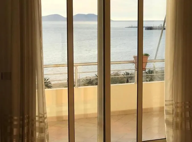 Apartment Seanfinity